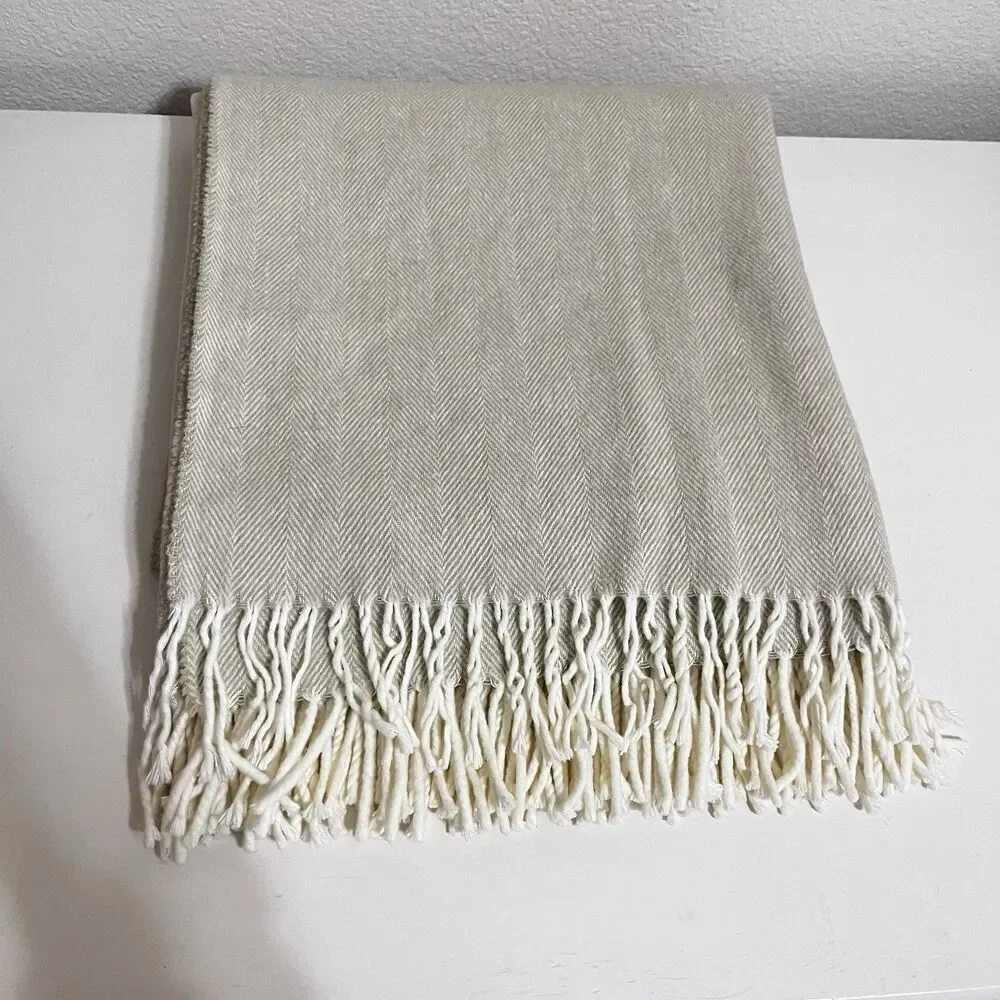 Lands Downunder Italian Herringbone Fringed Beige Throw Blanket Soft Italy